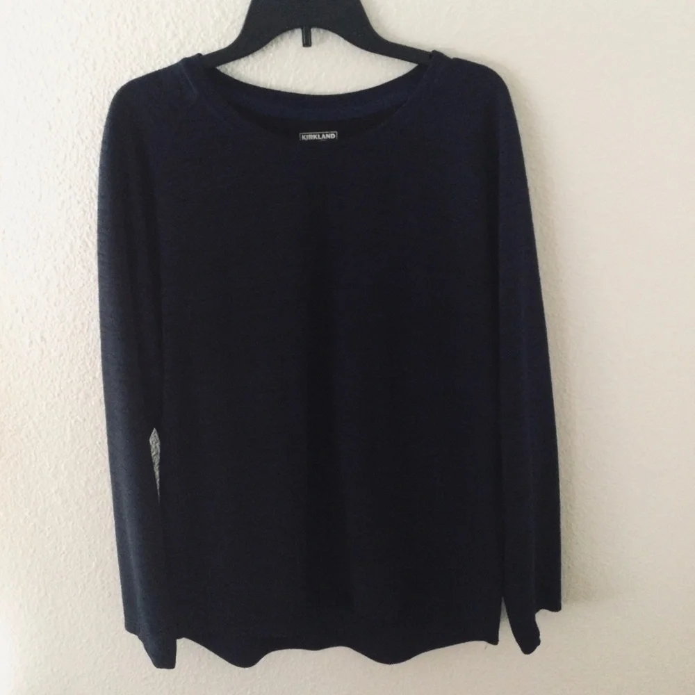 Kirkland Signature Navy Sweatshirt Slipover Top Size XL Excellent - Picture 2 of 4